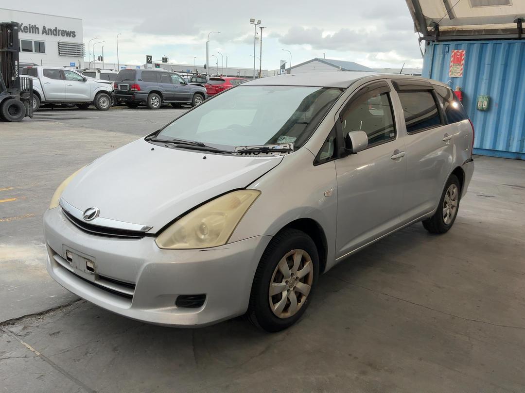 Photo '5' of Toyota Wish Photo '5' of Toyota Wish