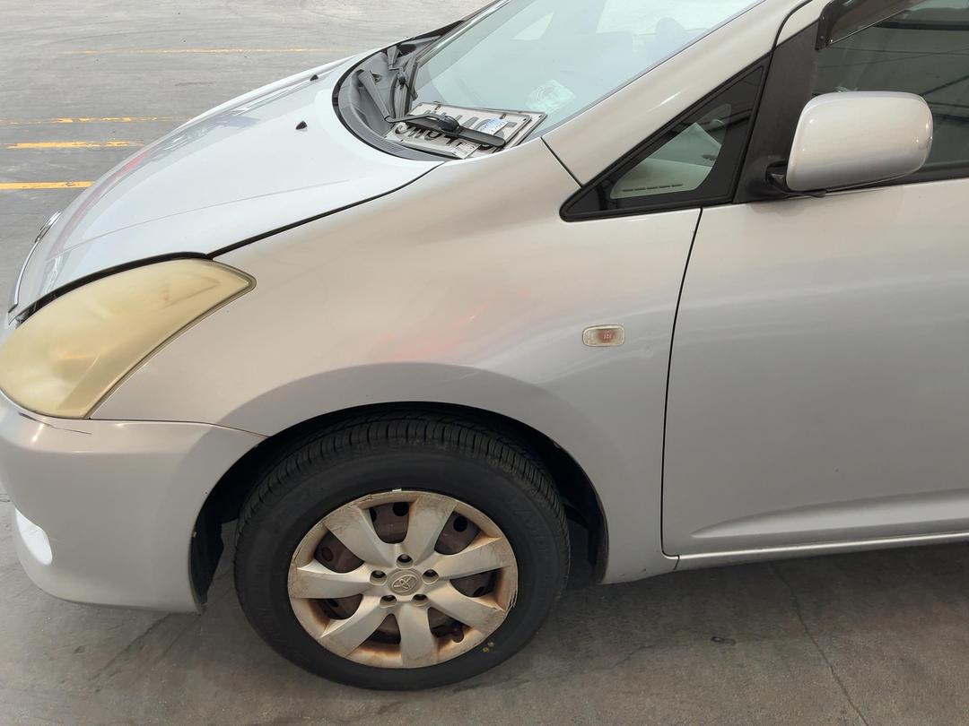 Photo '7' of Toyota Wish Photo '7' of Toyota Wish