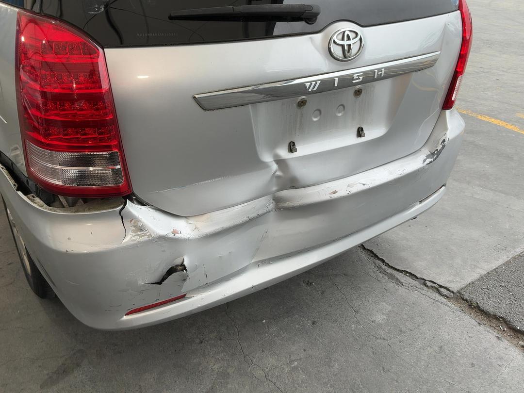 Photo '12' of Toyota Wish Photo '12' of Toyota Wish