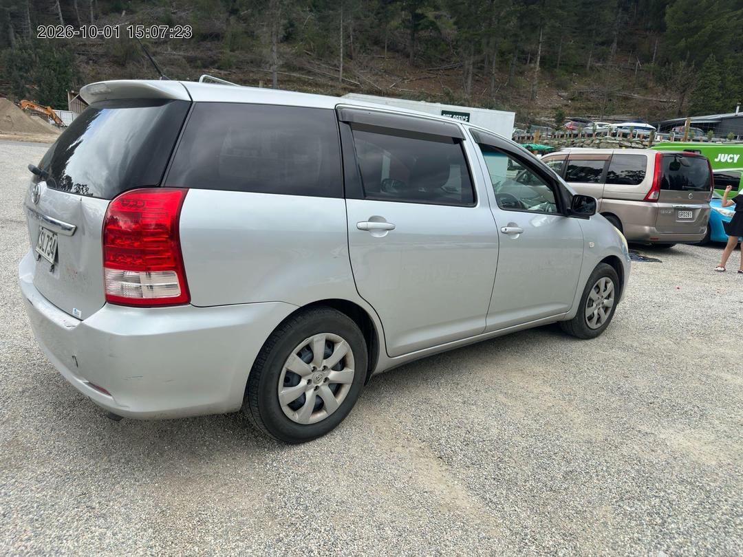 Photo '6' of Toyota Wish Photo '6' of Toyota Wish