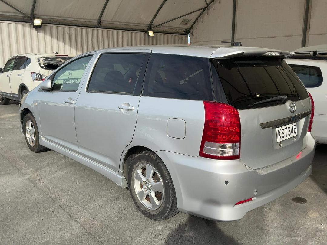 Photo '5' of Toyota Wish Photo '5' of Toyota Wish