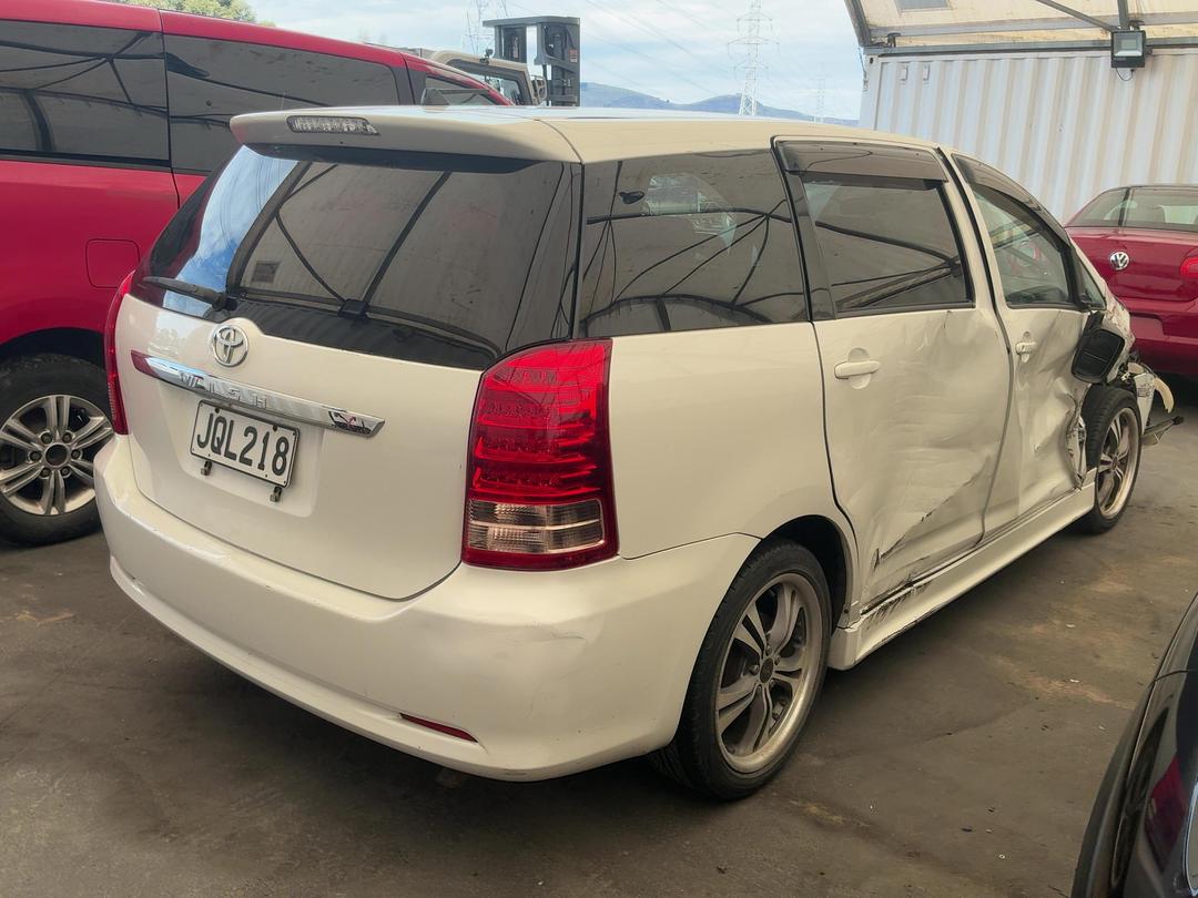 Photo '8' of Toyota Wish Photo '8' of Toyota Wish