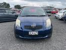 Thumbnail '2' of Toyota Yaris