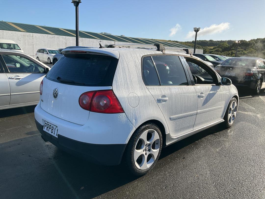 Photo '4' of Volkswagen Golf GTI