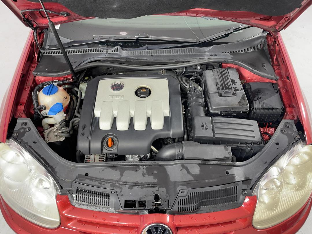 Photo '13' of Volkswagen Golf