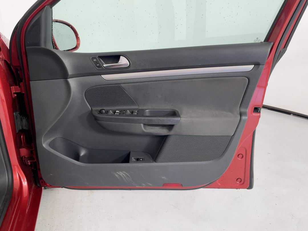 Photo '15' of Volkswagen Golf