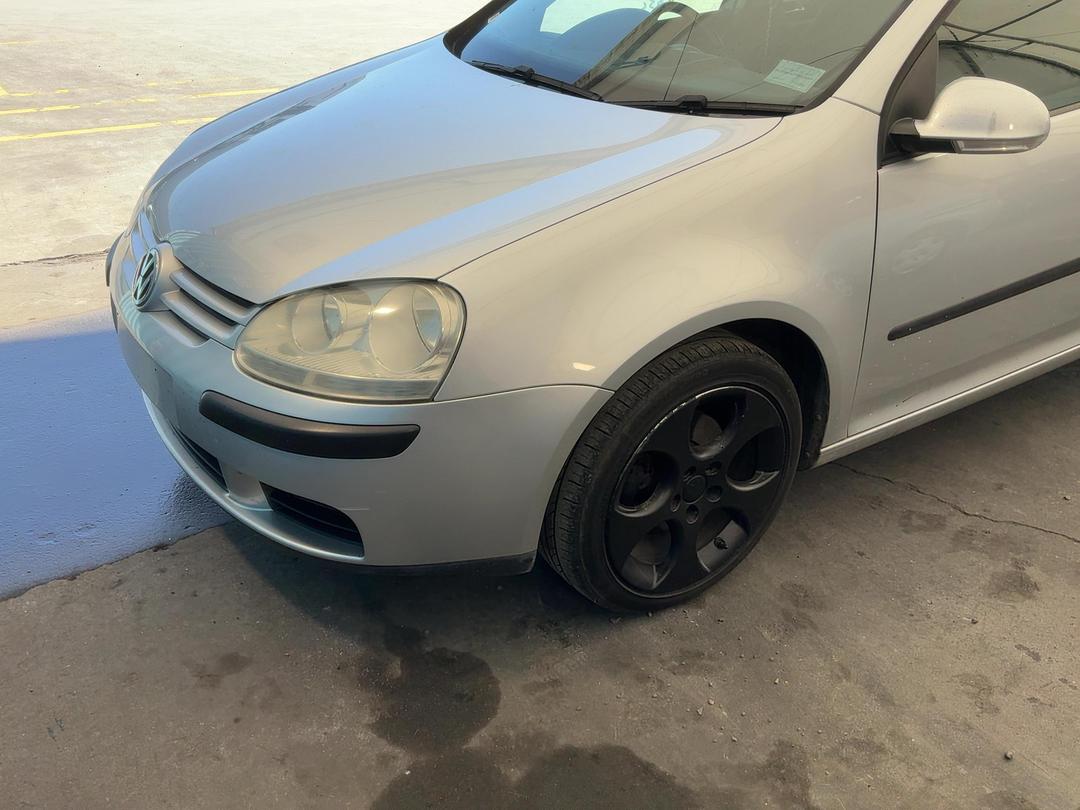 Photo '5' of Volkswagen Golf FSI TIP Photo '5' of Volkswagen Golf FSI TIP