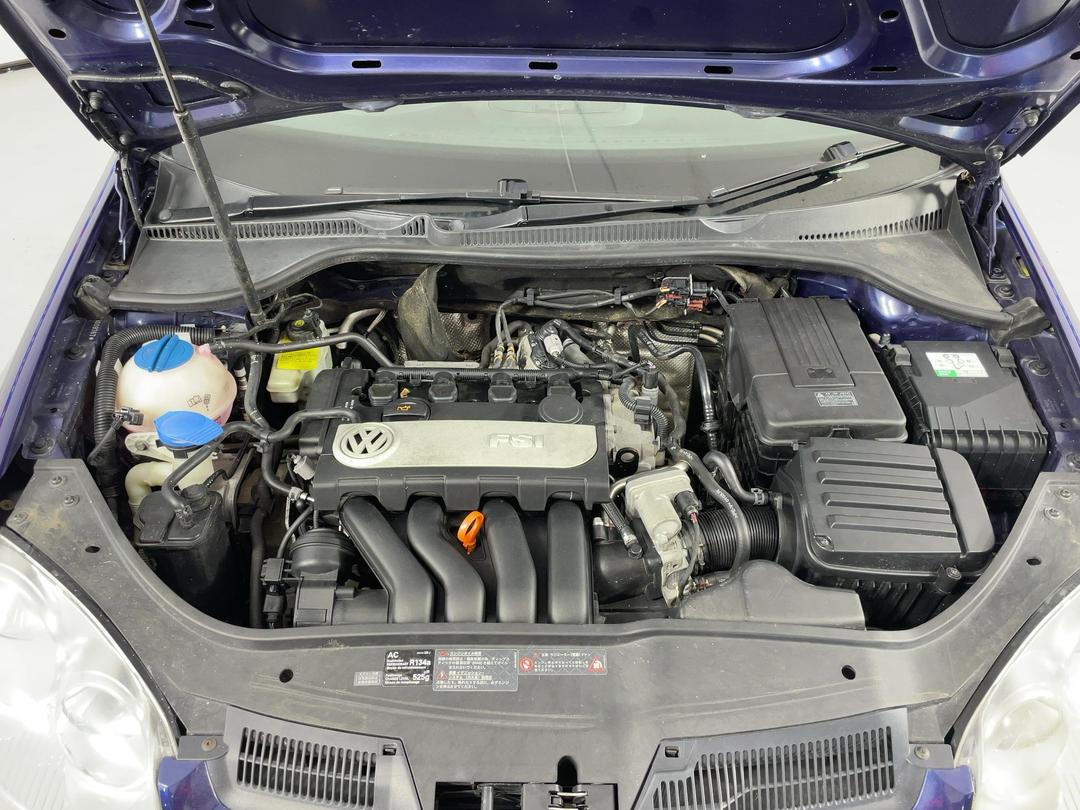 Photo '13' of Volkswagen Golf