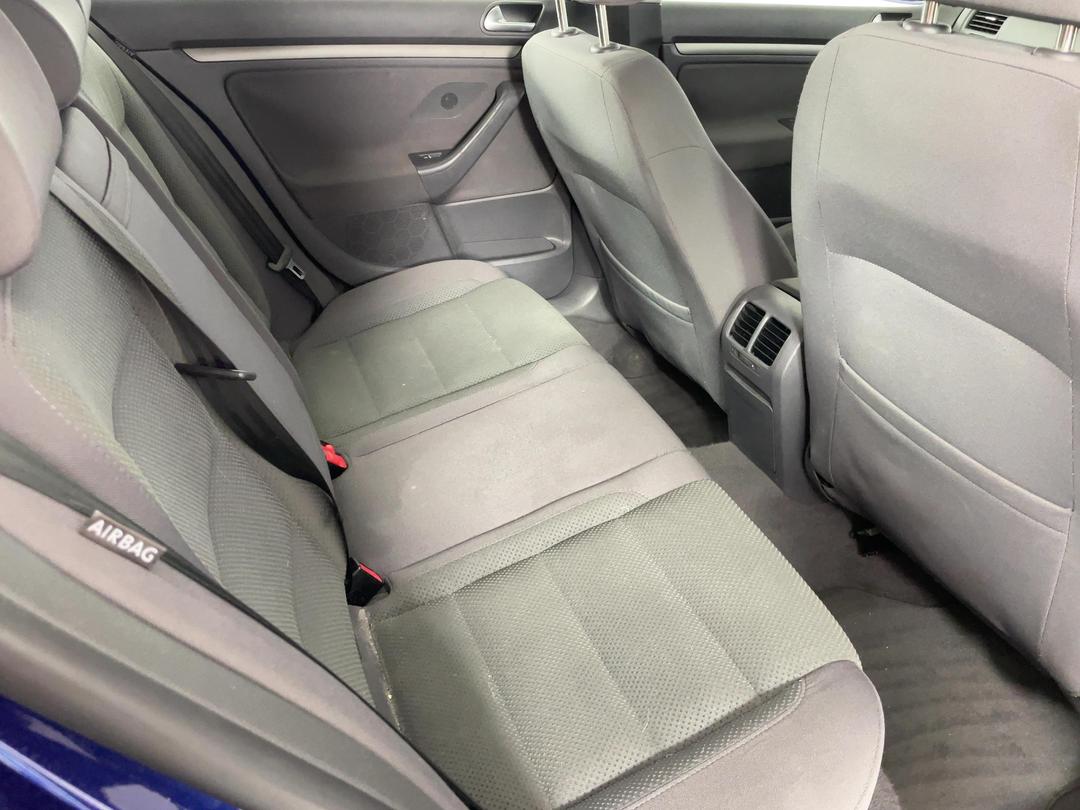 Photo '20' of Volkswagen Golf