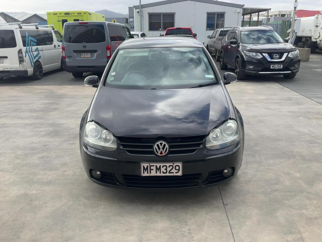 Photo '3' of Volkswagen Golf Photo '3' of Volkswagen Golf