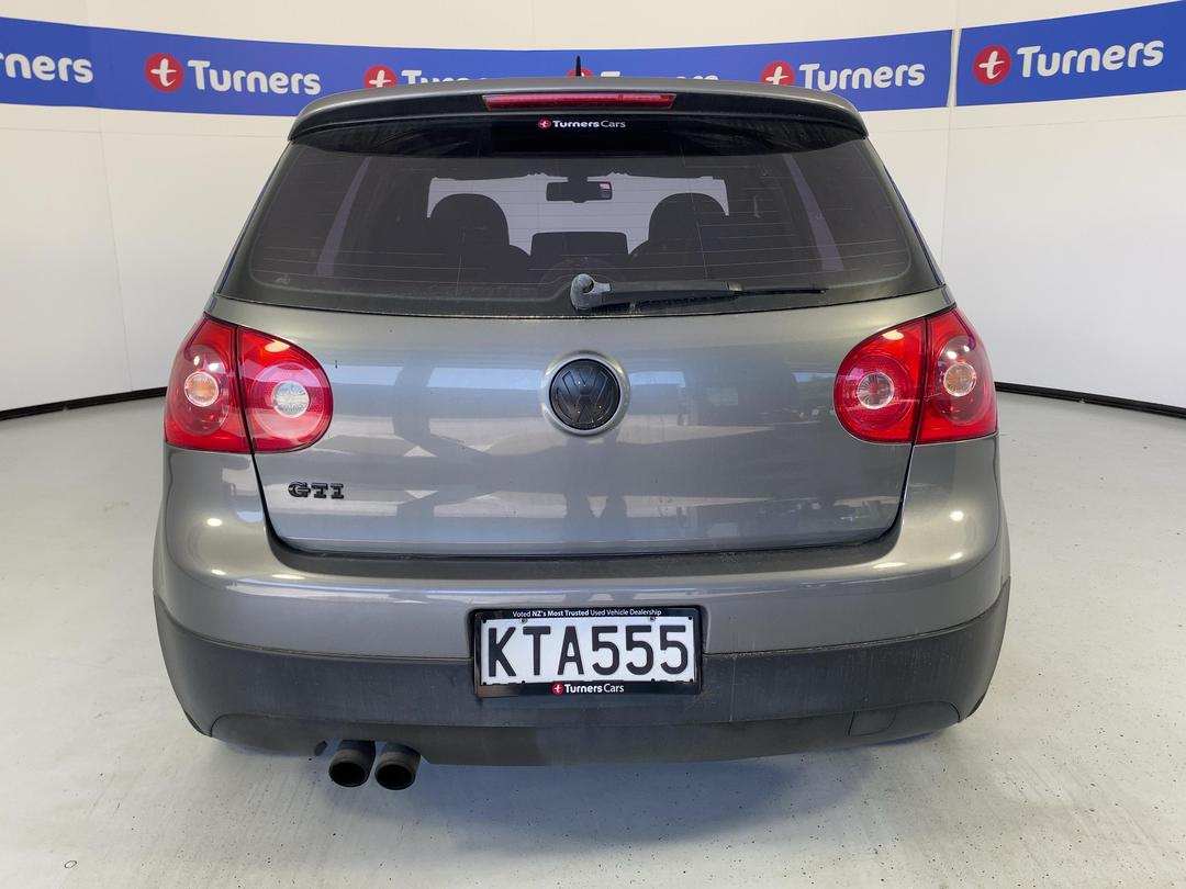 Photo '6' of Volkswagen Golf