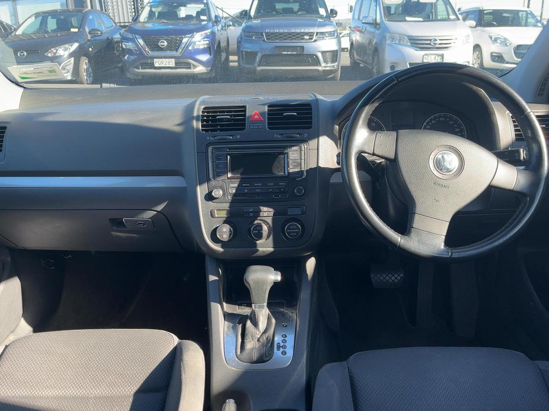Photo '15' of Volkswagen Golf Photo '15' of Volkswagen Golf