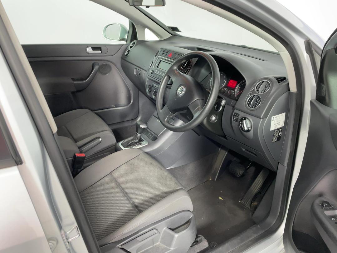 Photo '8' of Volkswagen Golf Plus 1.6 Photo '8' of Volkswagen Golf Plus 1.6