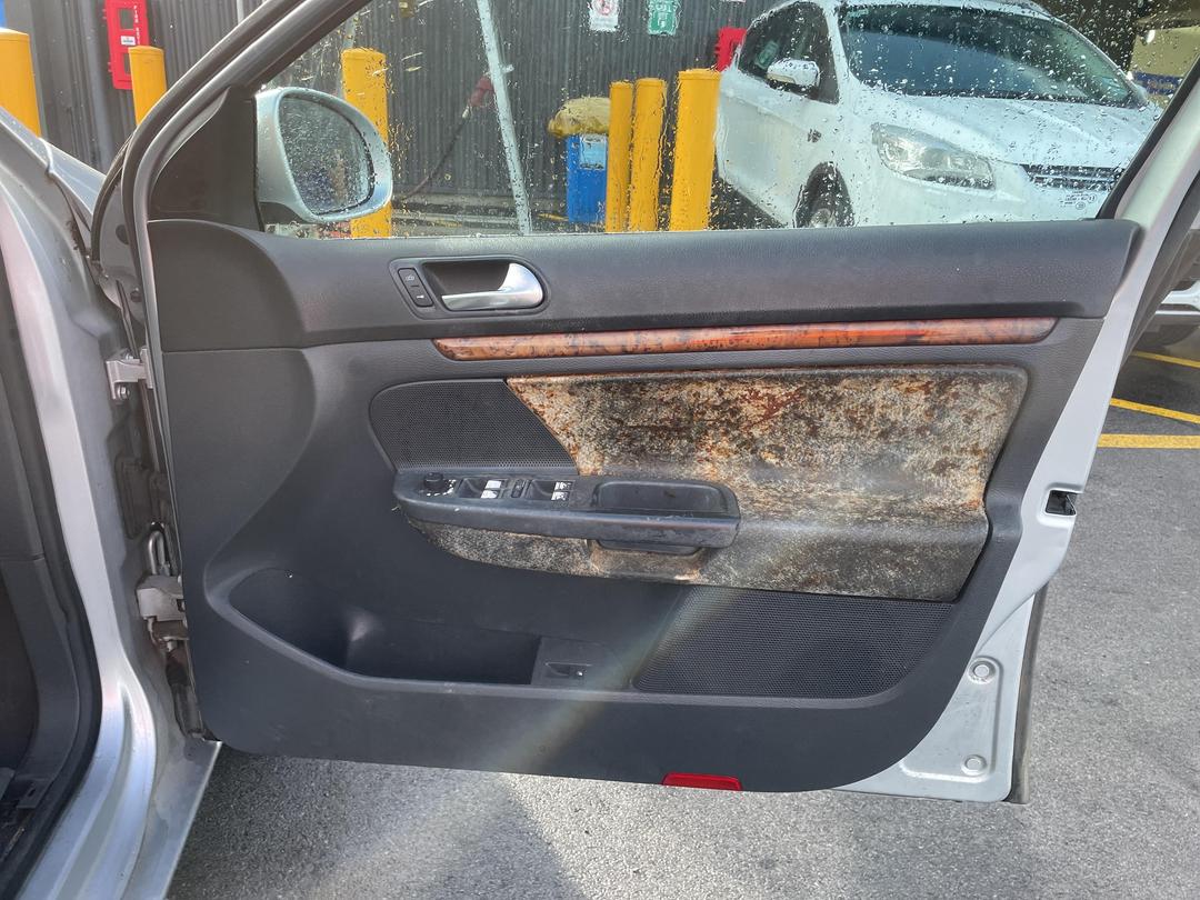 Photo '13' of Volkswagen Jetta