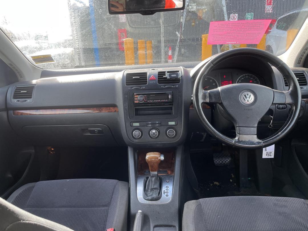 Photo '19' of Volkswagen Jetta