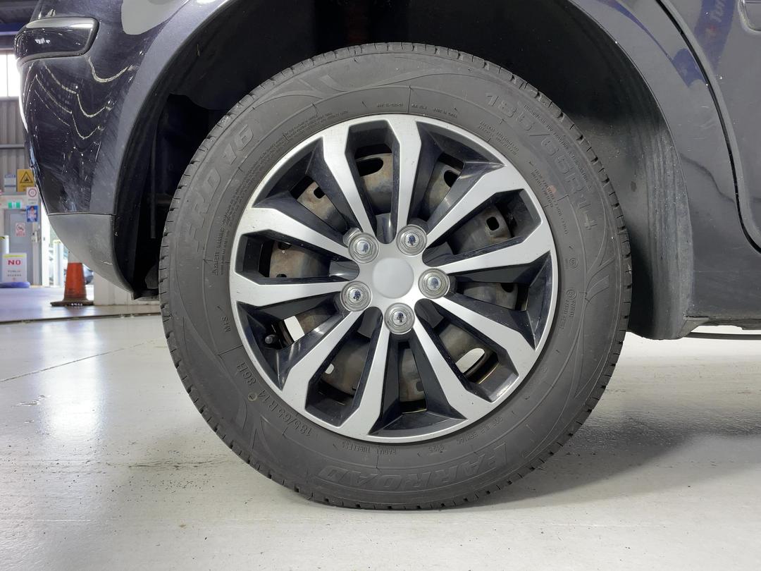 Photo '12' of Volkswagen Polo
