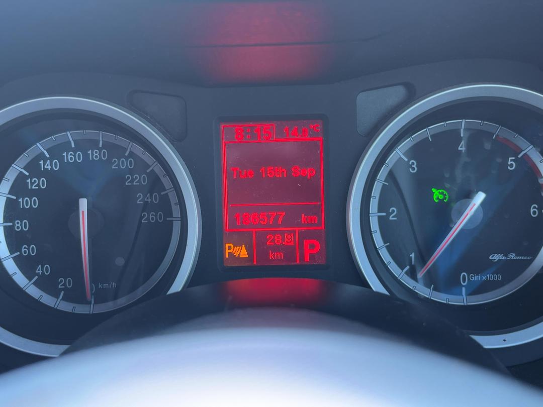 Photo '19' of Alfa Romeo 159 JTD Photo '19' of Alfa Romeo 159 JTD