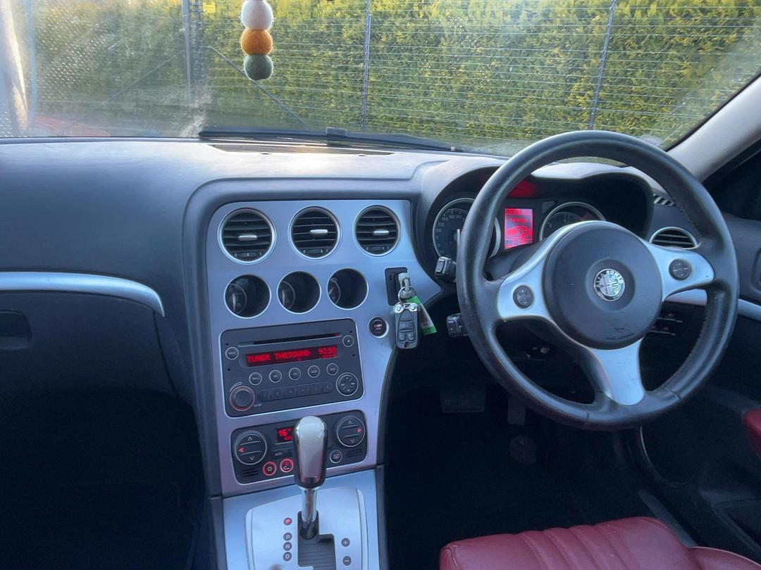 Photo '15' of Alfa Romeo 159 JTD Photo '15' of Alfa Romeo 159 JTD