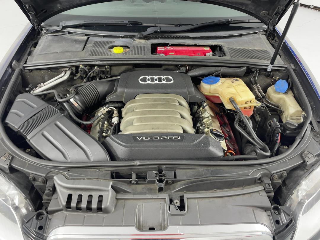 Photo '6' of Audi A4 Cabrio Quattro S Photo '6' of Audi A4 Cabrio Quattro S