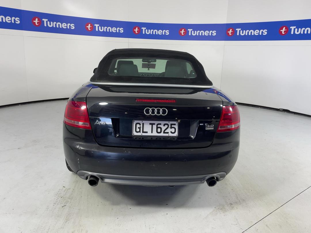 Photo '9' of Audi A4 Cabrio Quattro S Photo '9' of Audi A4 Cabrio Quattro S
