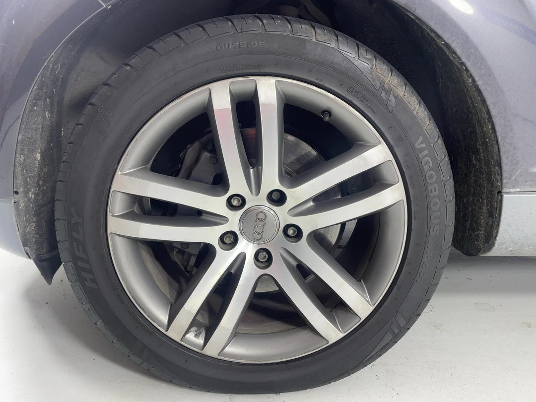 Photo '10' of Audi Q7