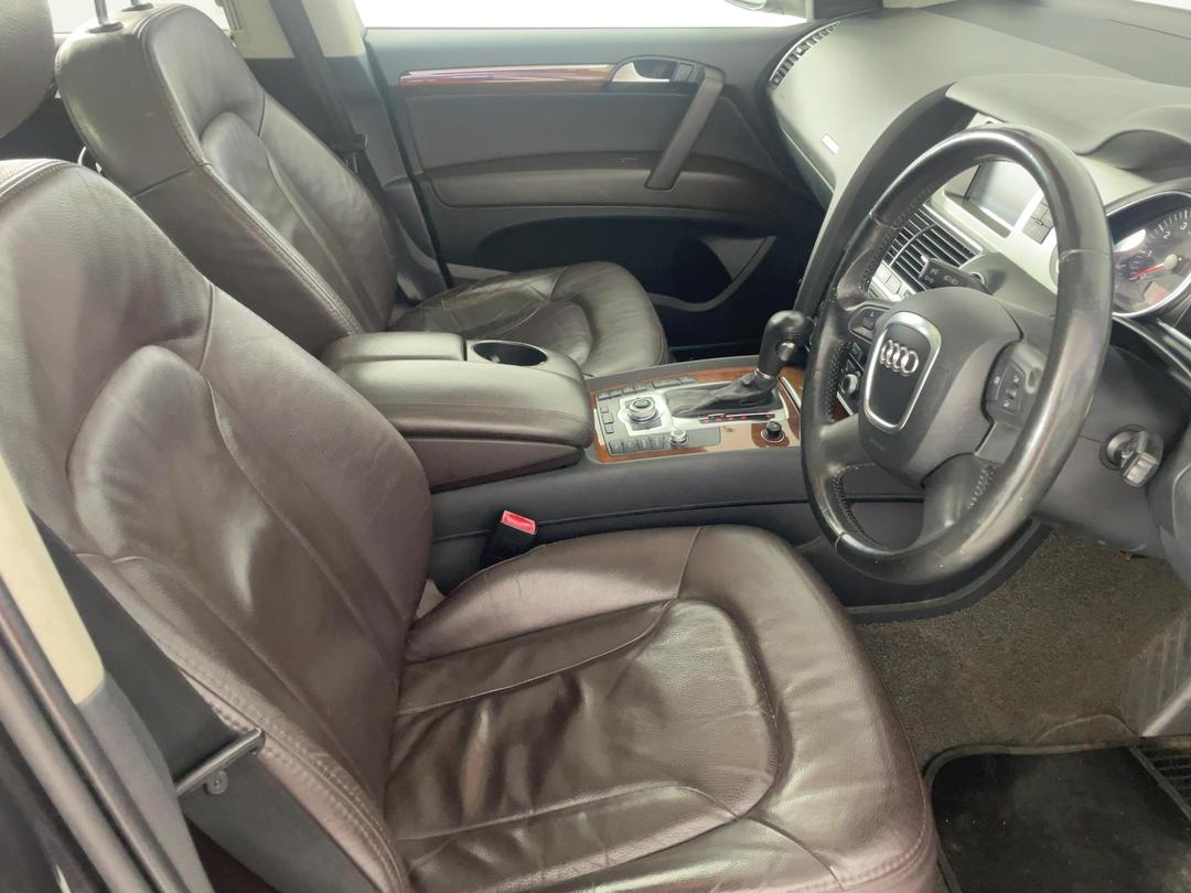 Photo '16' of Audi Q7