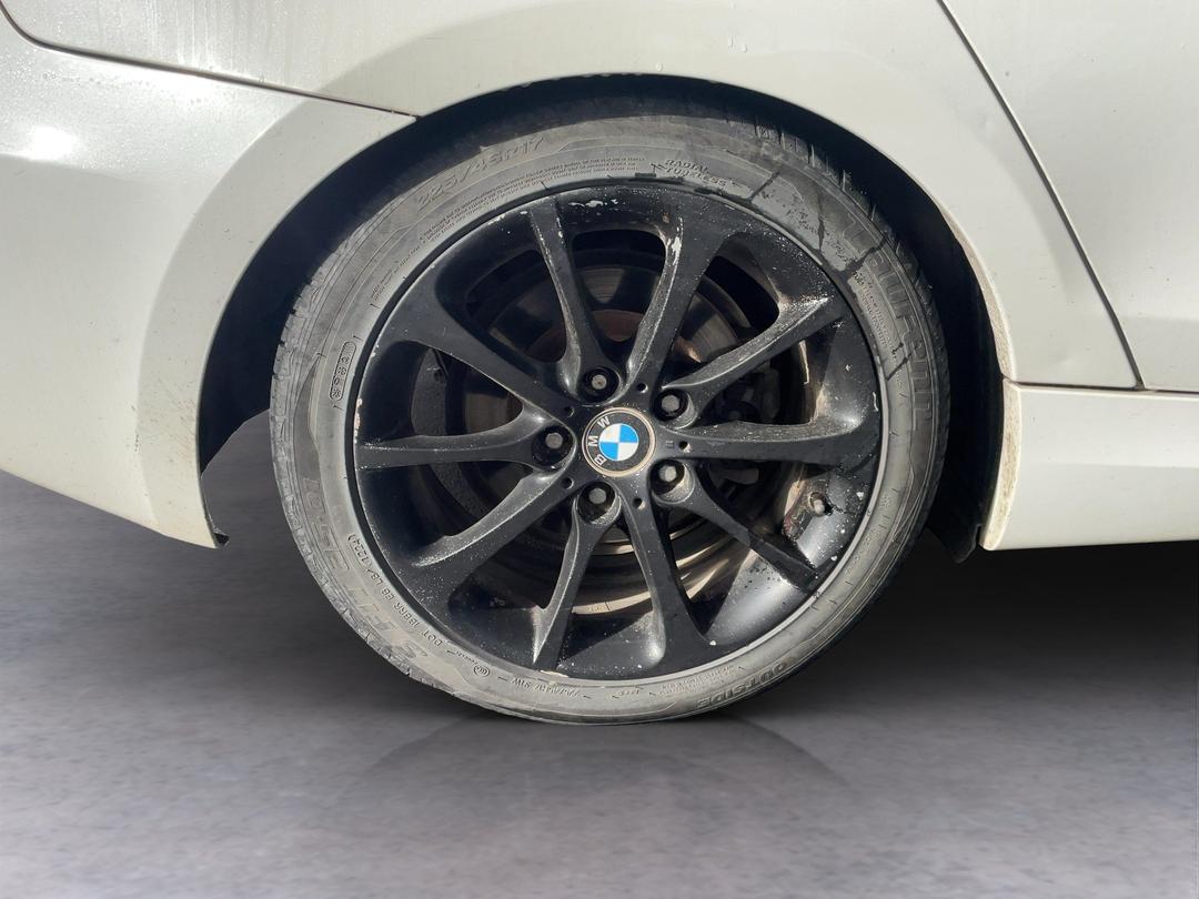 Photo '10' of BMW 1 Series 120I Photo '10' of BMW 1 Series 120I