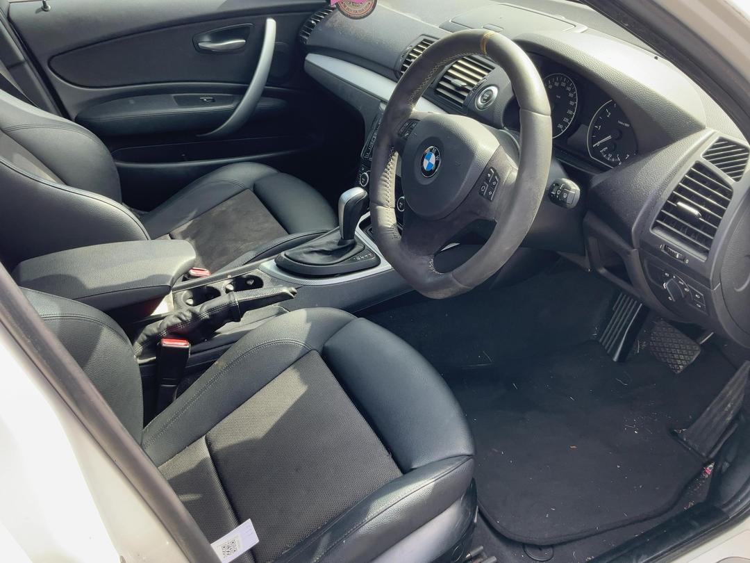 Photo '8' of BMW 1 Series 120I Photo '8' of BMW 1 Series 120I