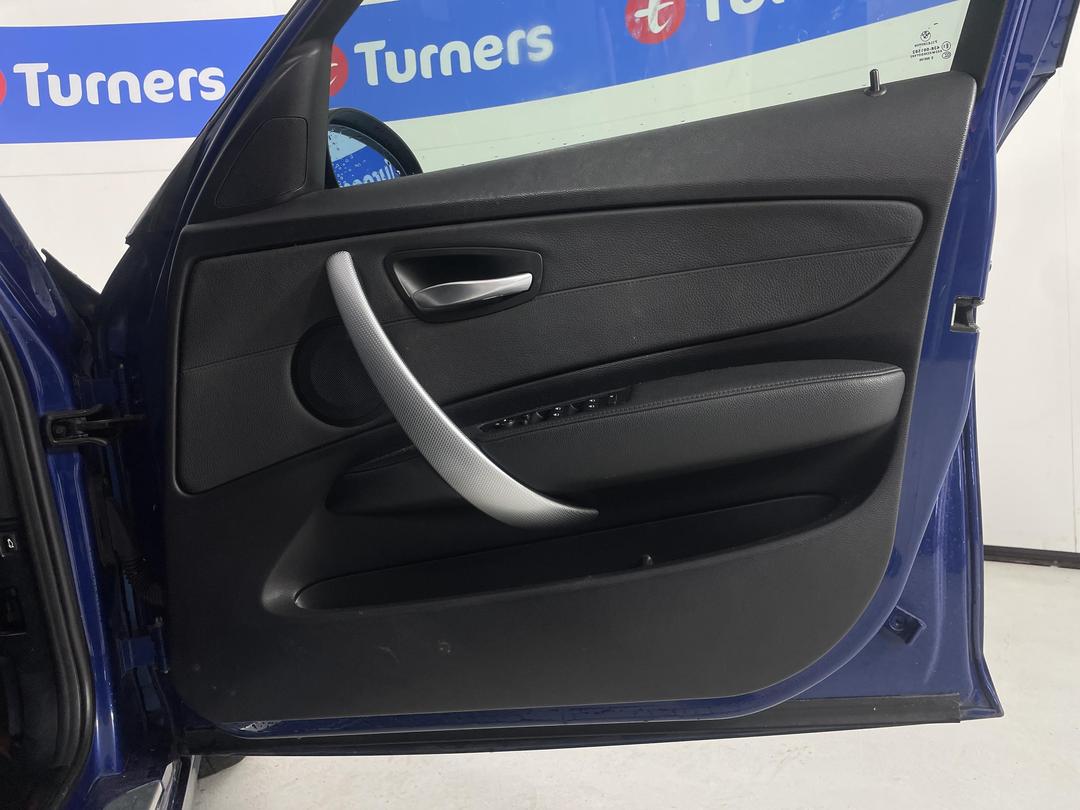 Photo '13' of BMW 130I