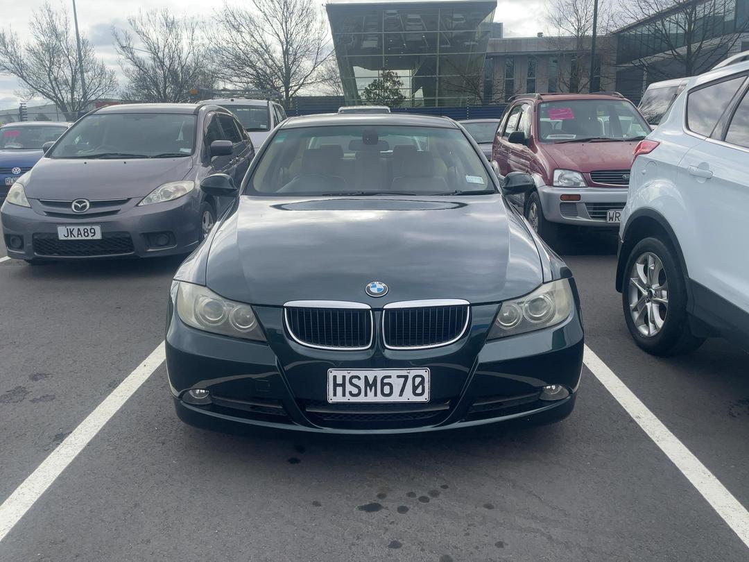 Photo '2' of BMW 3 Series 320I Photo '2' of BMW 3 Series 320I