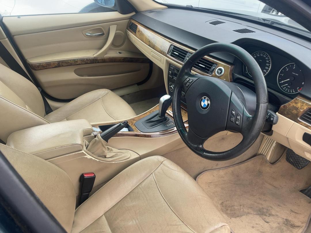 Photo '14' of BMW 3 Series 320I Photo '14' of BMW 3 Series 320I