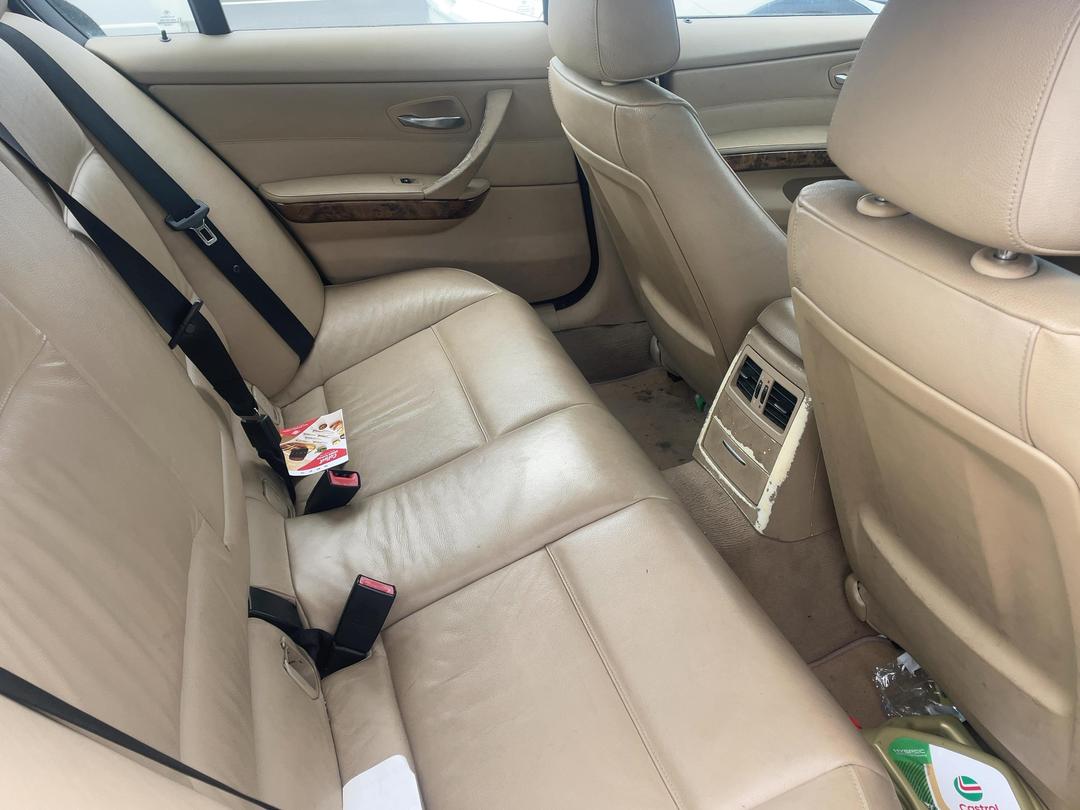 Photo '18' of BMW 3 Series 320I Photo '18' of BMW 3 Series 320I