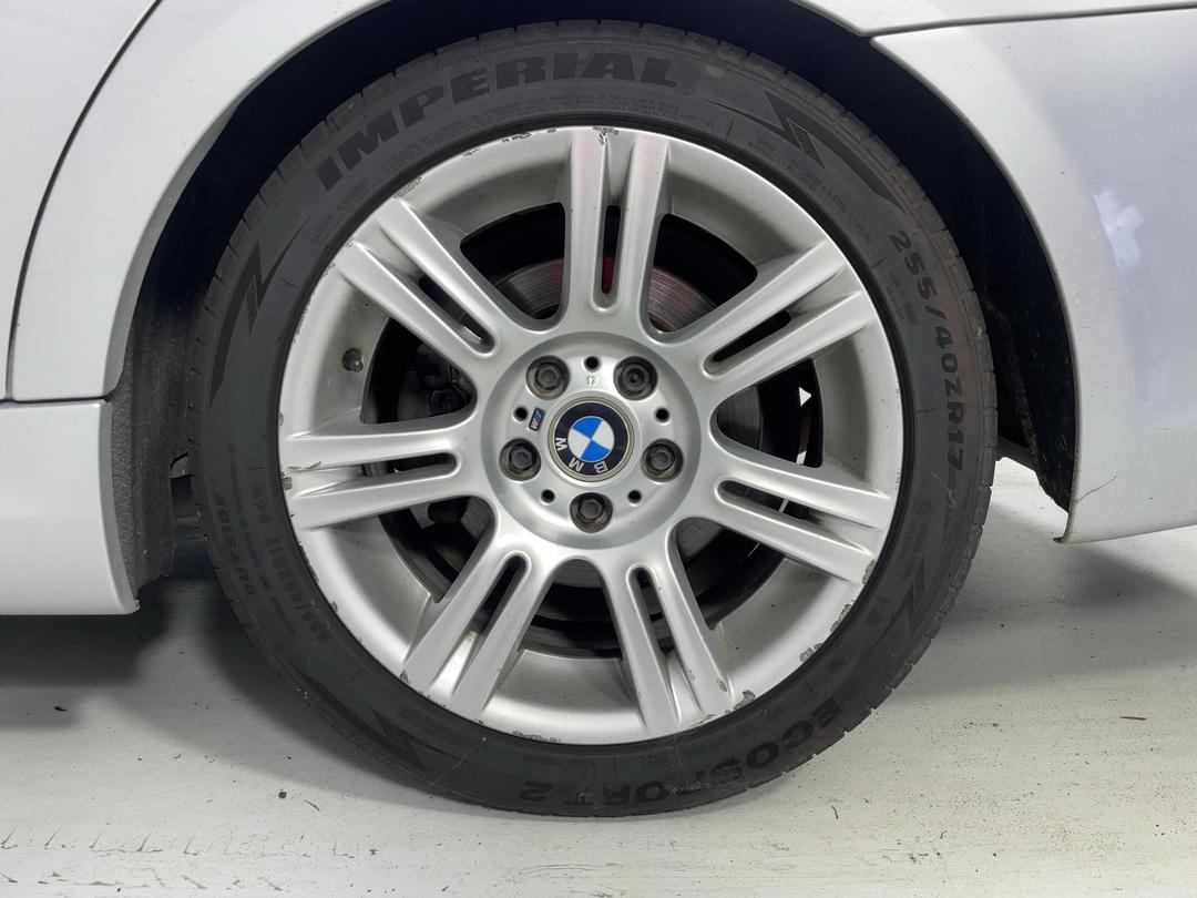 Photo '11' of BMW 3 Series