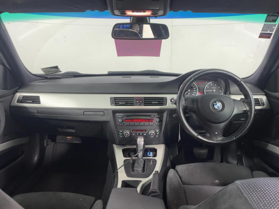 Photo '17' of BMW 3 Series