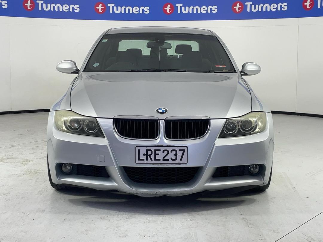 Photo '3' of BMW 3 Series 320I Photo '3' of BMW 3 Series 320I