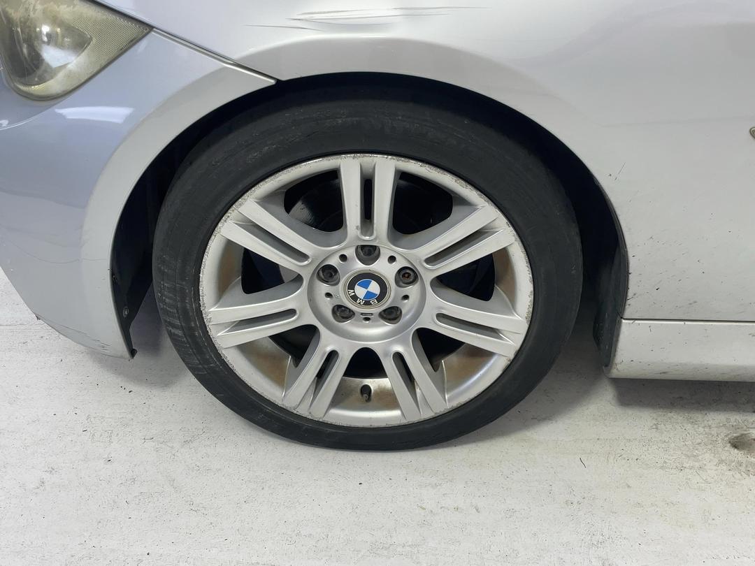 Photo '5' of BMW 3 Series 320I Photo '5' of BMW 3 Series 320I