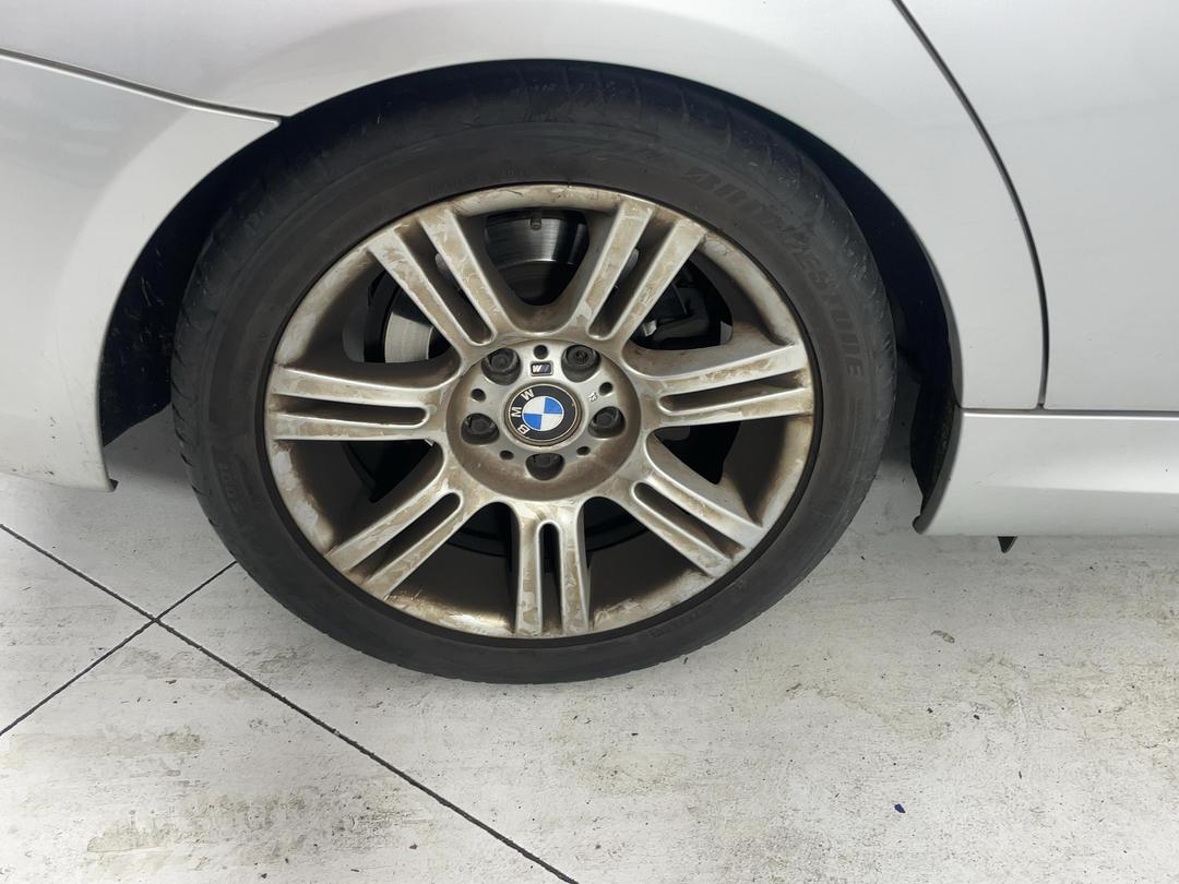 Photo '8' of BMW 3 Series 320I Photo '8' of BMW 3 Series 320I