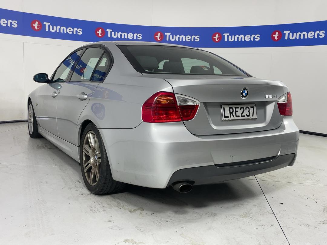 Photo '10' of BMW 3 Series 320I Photo '10' of BMW 3 Series 320I