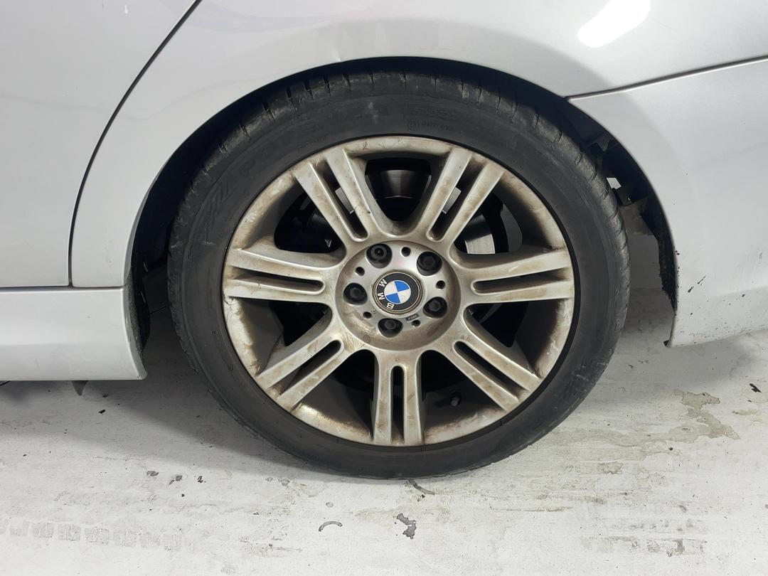 Photo '11' of BMW 3 Series 320I Photo '11' of BMW 3 Series 320I