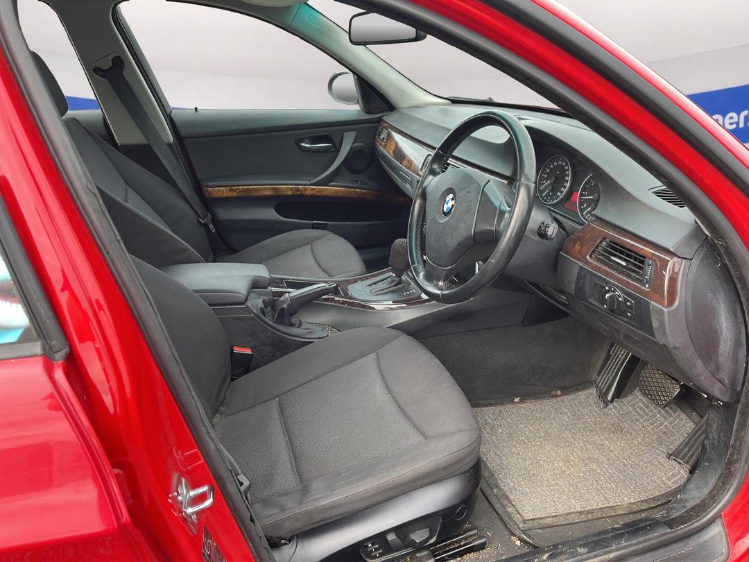 Photo '10' of BMW 320I