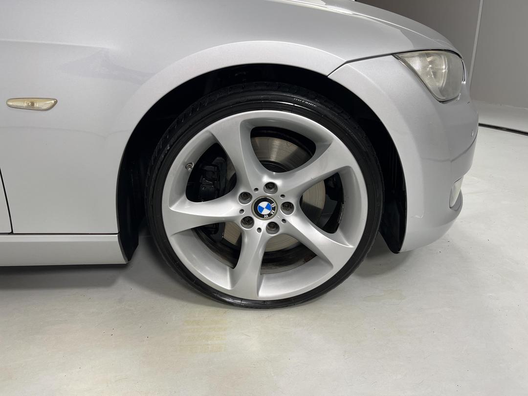 Photo '9' of BMW 335I