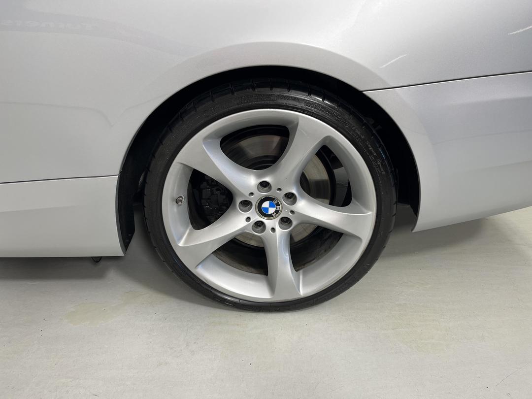 Photo '11' of BMW 335I