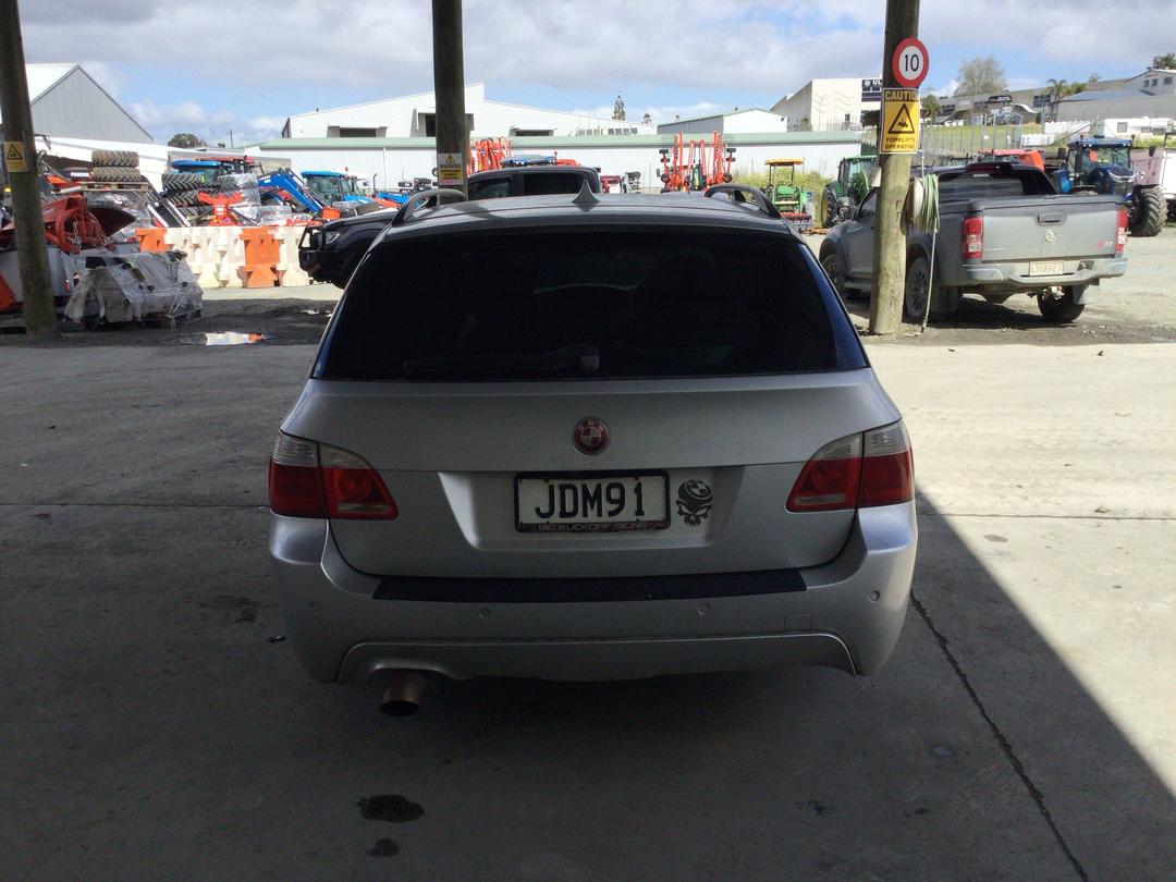 Photo '6' of BMW 5 Series 550I Touring Photo '6' of BMW 5 Series 550I Touring