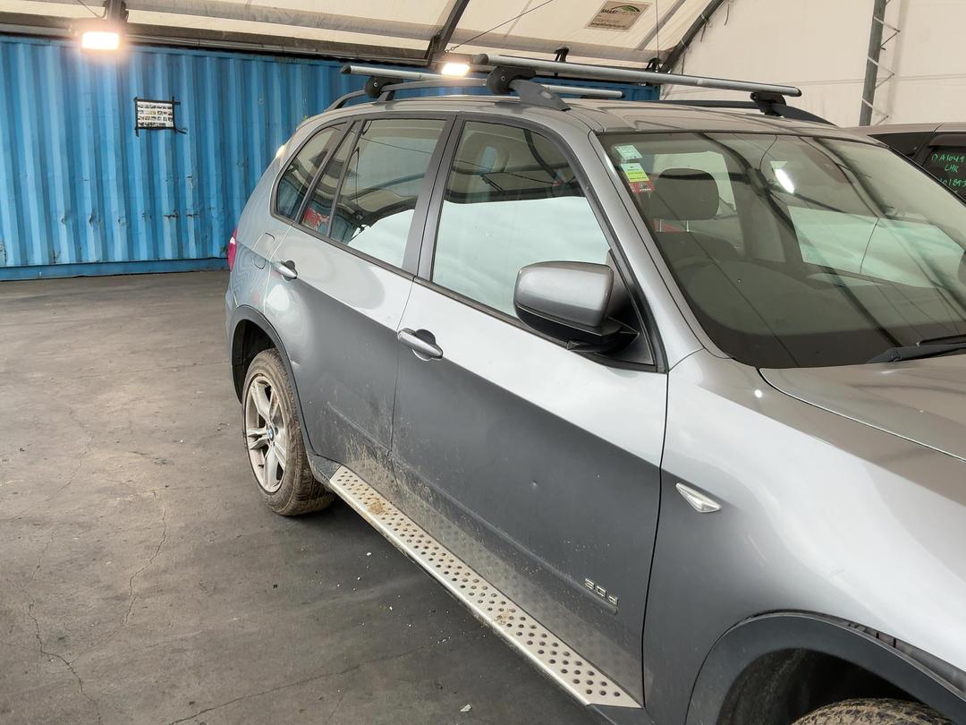 Photo '2' of BMW X5 SAV E70 Photo '2' of BMW X5 SAV E70