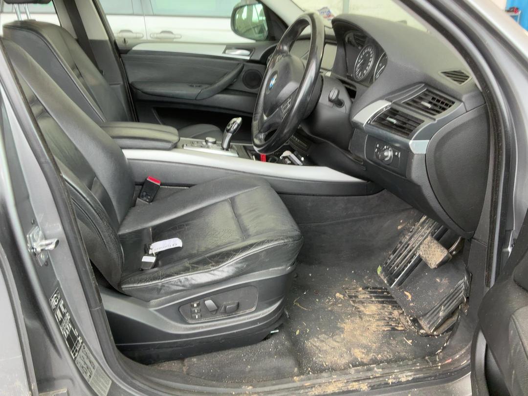 Photo '16' of BMW X5 SAV E70 Photo '16' of BMW X5 SAV E70