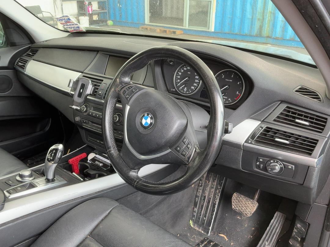 Photo '17' of BMW X5 SAV E70 Photo '17' of BMW X5 SAV E70