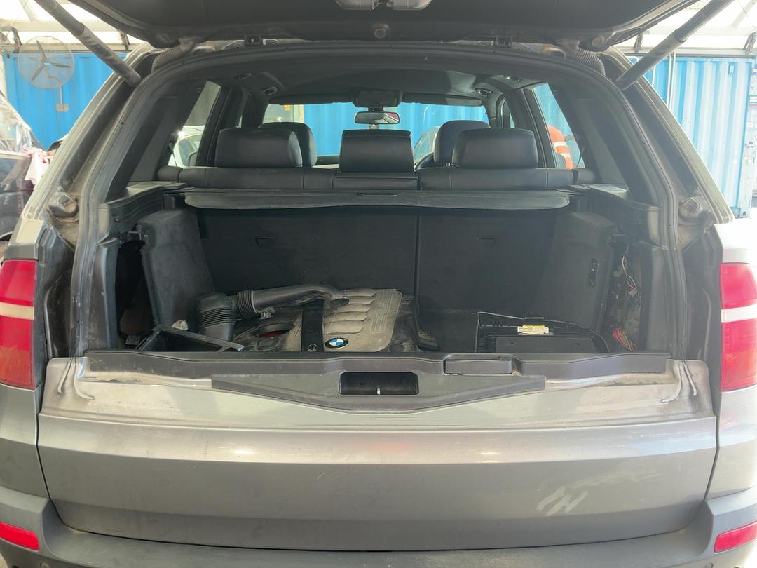 Photo '8' of BMW X5 SAV E70 Photo '8' of BMW X5 SAV E70