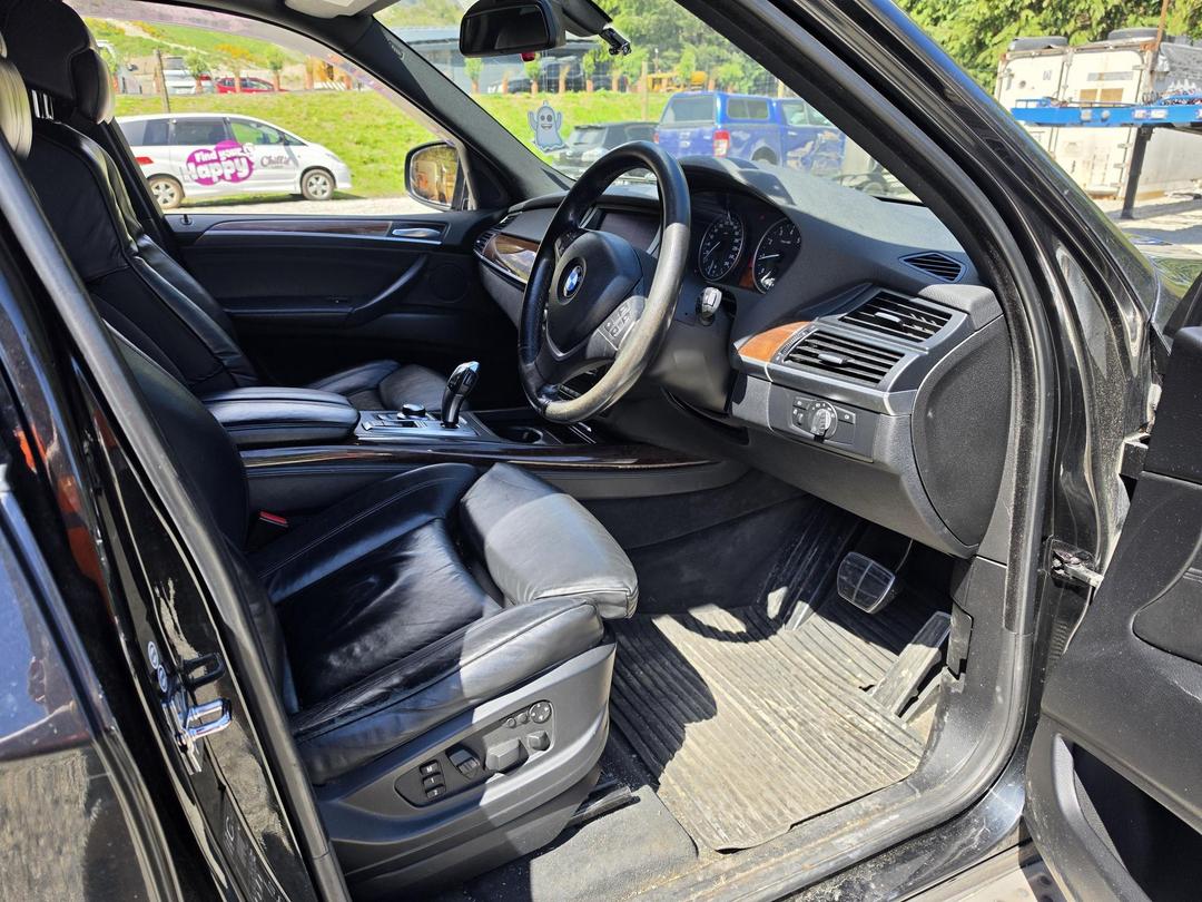 Photo '10' of BMW X5 3.0SI Photo '10' of BMW X5 3.0SI