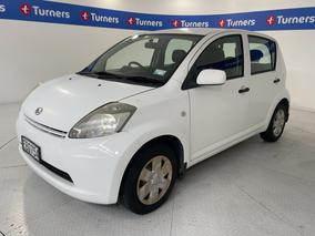 Photo '4' of Daihatsu Sirion