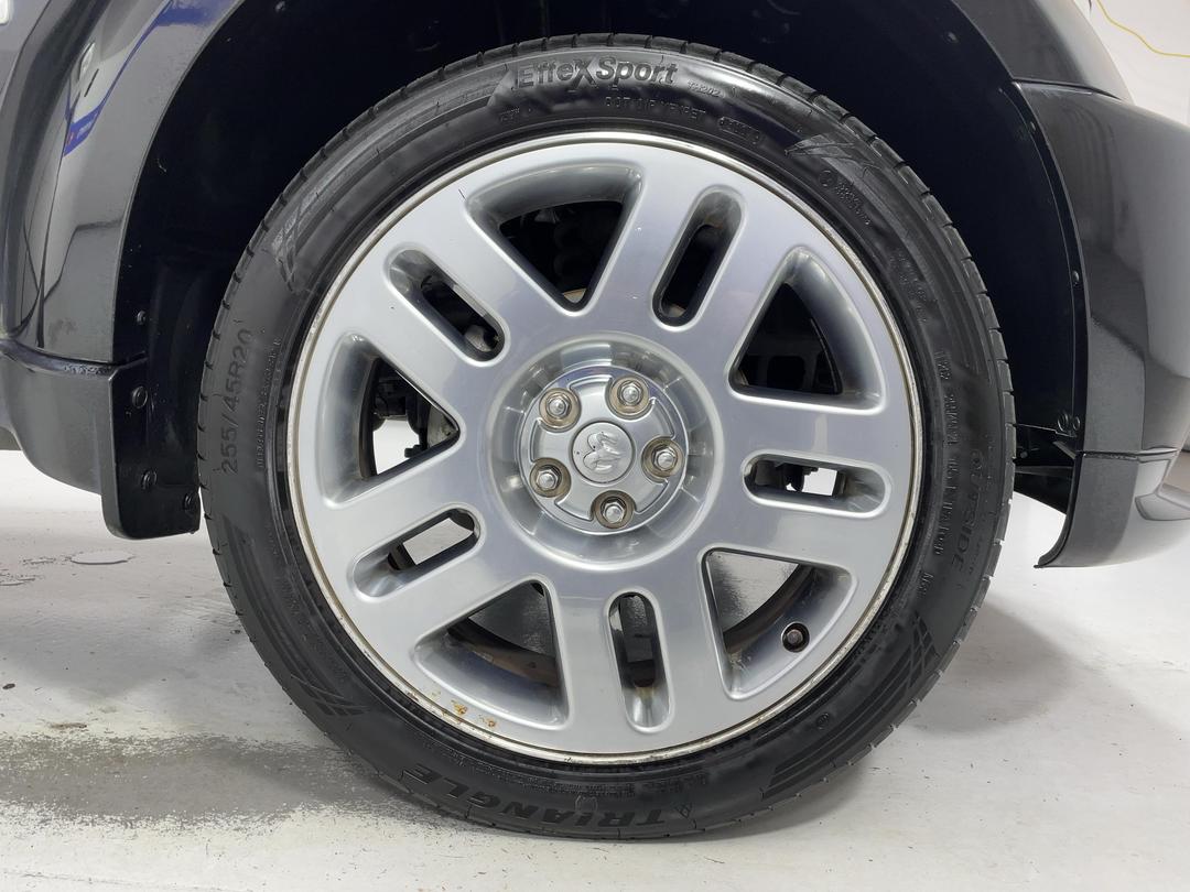 Photo '9' of Dodge Nitro